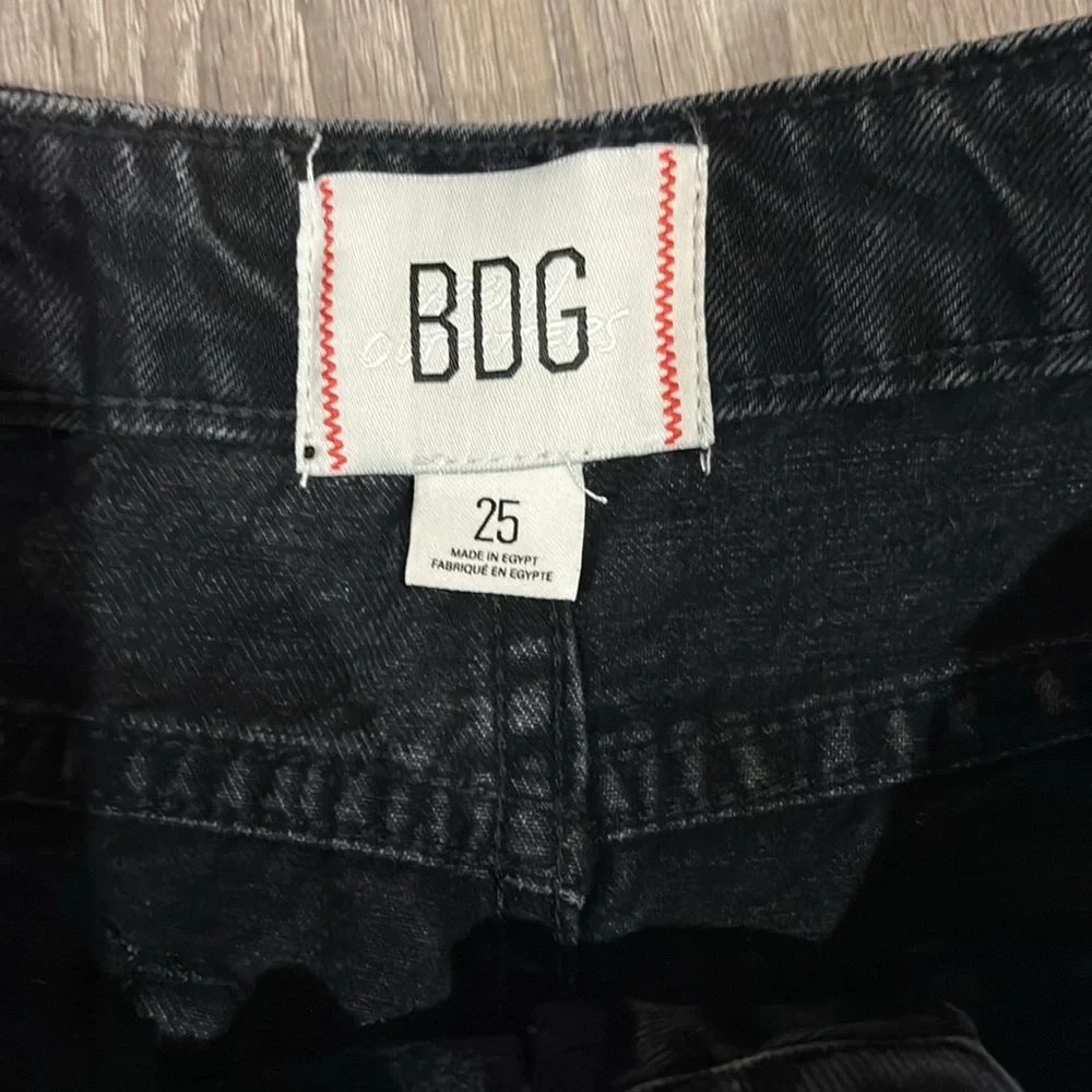 NWT BDG “Tori Mid-Rise Cutoff Jort” - Picture 3 of 6